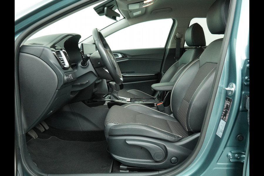 Kia Ceed Sportswagon 1.5 T-GDi DynamicPlusLine - Navigatie - Stoel/Stuur Verwarming - Dodehoek Detectie - LED Koplampen - Fabrieksgarantie tot 2031