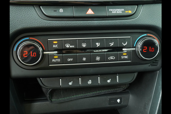 Kia Ceed Sportswagon 1.5 T-GDi DynamicPlusLine - Navigatie - Stoel/Stuur Verwarming - Dodehoek Detectie - LED Koplampen - Fabrieksgarantie tot 2031