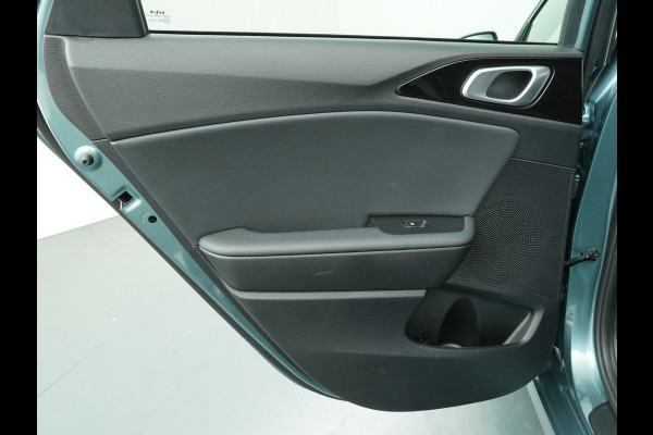 Kia Ceed Sportswagon 1.5 T-GDi DynamicPlusLine - Navigatie - Stoel/Stuur Verwarming - Dodehoek Detectie - LED Koplampen - Fabrieksgarantie tot 2031
