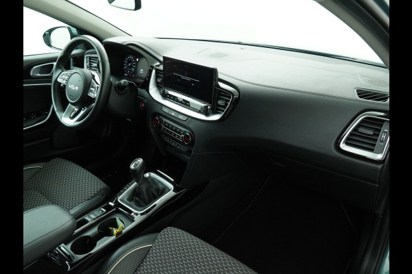 Kia Ceed Sportswagon 1.5 T-GDi DynamicPlusLine - Navigatie - Stoel/Stuur Verwarming - Dodehoek Detectie - LED Koplampen - Fabrieksgarantie tot 2031