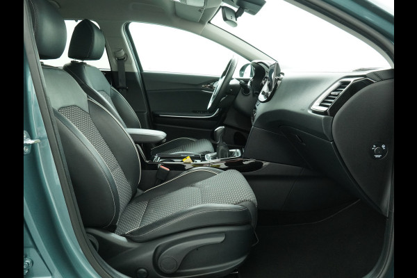 Kia Ceed Sportswagon 1.5 T-GDi DynamicPlusLine - Navigatie - Stoel/Stuur Verwarming - Dodehoek Detectie - LED Koplampen - Fabrieksgarantie tot 2031
