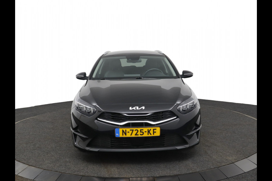 Kia Ceed Sportswagon 1.0 T-GDi DynamicPlusLine - LED - Navigatie - Lichtmetalen Velgen - Cruise Control - Climate Control - Fabrieksgarantie Tot 2028 Kia Ceed Sportswagon 1.0 T-GDi DynamicPlusLine - LED - Navigatie - Lichtmetalen Velgen - Cruise Control - Climate Control - Fabrieksgarantie Tot 2028
