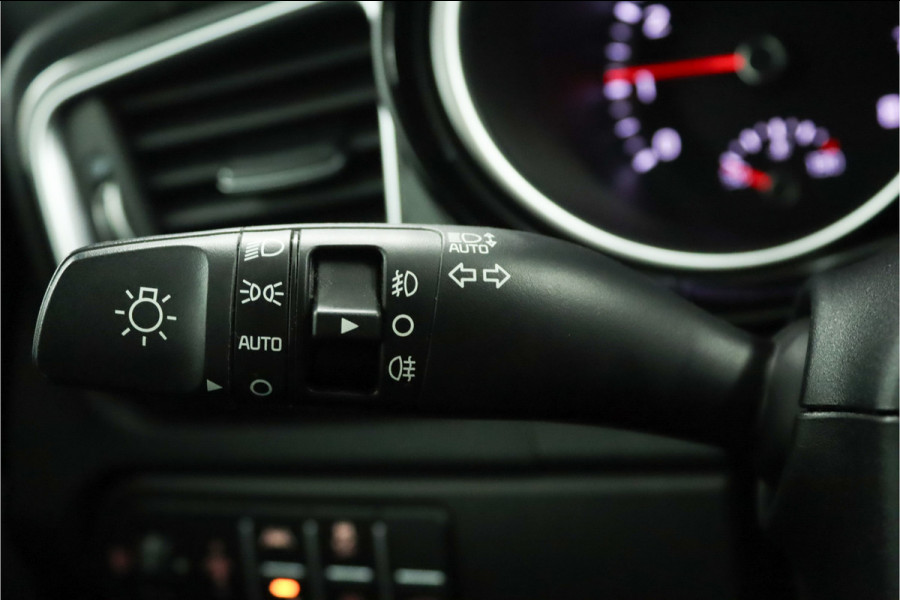 Kia Ceed Sportswagon 1.0 T-GDi DynamicPlusLine - LED - Navigatie - Lichtmetalen Velgen - Cruise Control - Climate Control - Fabrieksgarantie Tot 2028 Kia Ceed Sportswagon 1.0 T-GDi DynamicPlusLine - LED - Navigatie - Lichtmetalen Velgen - Cruise Control - Climate Control - Fabrieksgarantie Tot 2028