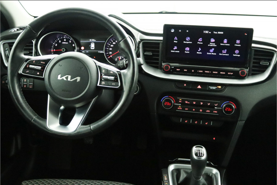 Kia Ceed Sportswagon 1.0 T-GDi DynamicPlusLine - LED - Navigatie - Lichtmetalen Velgen - Cruise Control - Climate Control - Fabrieksgarantie Tot 2028 Kia Ceed Sportswagon 1.0 T-GDi DynamicPlusLine - LED - Navigatie - Lichtmetalen Velgen - Cruise Control - Climate Control - Fabrieksgarantie Tot 2028