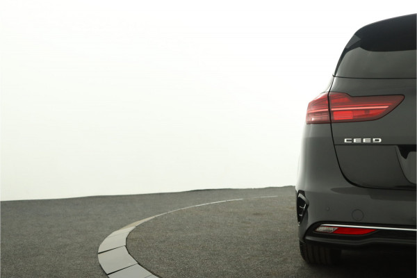 Kia Ceed Sportswagon 1.0 T-GDi DynamicPlusLine - LED - Navigatie - Lichtmetalen Velgen - Cruise Control - Climate Control - Fabrieksgarantie Tot 2028 Kia Ceed Sportswagon 1.0 T-GDi DynamicPlusLine - LED - Navigatie - Lichtmetalen Velgen - Cruise Control - Climate Control - Fabrieksgarantie Tot 2028