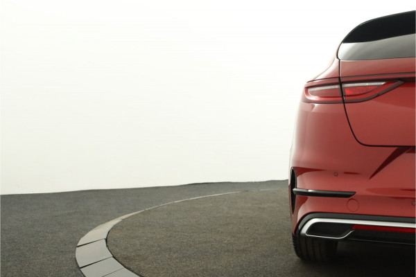 Kia ProCeed 1.5 T-GDi GT-Line - Led Koplampen - Adaptief Cruise Control - Navigatie - Climate Control - Fabrieksgarantie Tot 2031 Kia ProCeed 1.5 T-GDi GT-Line - Led Koplampen - Adaptief Cruise Control - Navigatie - Climate Control - Fabrieksgarantie Tot 2031