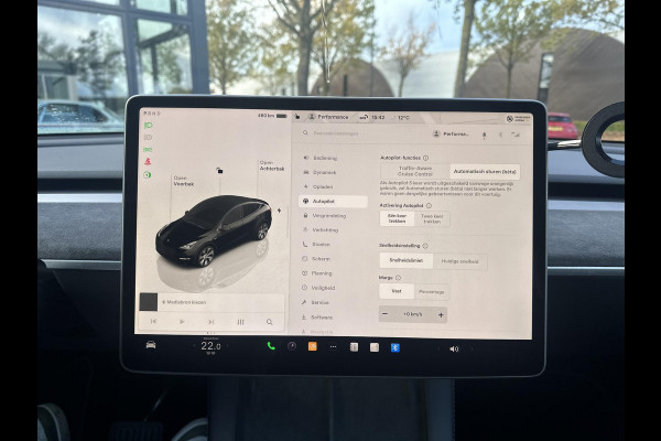 Tesla Model Y Long Range AWD 75 kWh AUTOPILOT| ACHTERBANK VERWARMD| STOEL+ STUUR VERW. | TESLA GARANTIE AANDRIJFLIJN EN ACCU T/M 07-2031/192.000KM Tesla Model Y Long Range AWD 75 kWh AUTOPILOT| ACHTERBANK VERWARMD| STOEL+ STUUR VERW. | TESLA GARANTIE AANDRIJFLIJN EN ACCU T/M 07-2031/192.000KM