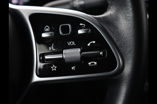 Mercedes-Benz CLA-Klasse Shooting Brake 250e Urban | Carplay | Park Assist | Navigatie | Camera | DAB | Half leder | Full LED | PHEV | Plug In