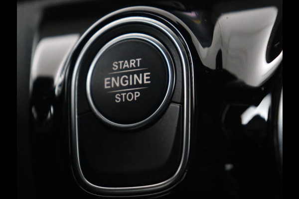 Mercedes-Benz CLA-Klasse Shooting Brake 250e Urban | Carplay | Park Assist | Navigatie | Camera | DAB | Half leder | Full LED | PHEV | Plug In