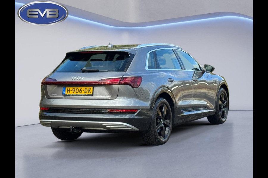 Audi e-tron E-tron 55 quattro 408 pk advanced Pro S Line Plus 95 kWh, SOH 94,6 %, camera , trekhaak,lederen sportinterieur Audi e-tron E-tron 55 quattro 408 pk advanced Pro S Line Plus 95 kWh, SOH 94,6 %, camera , trekhaak,lederen sportinterieur