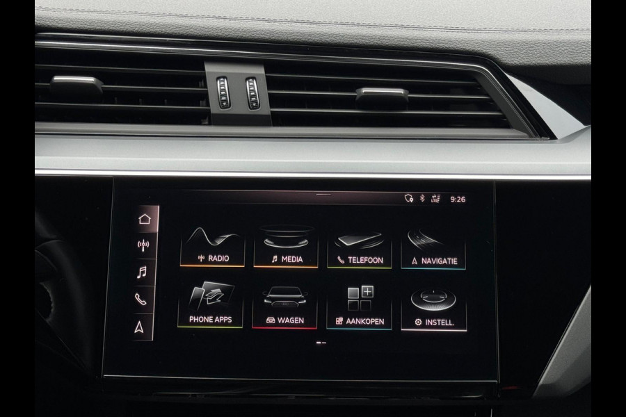 Audi e-tron E-tron 55 quattro 408 pk advanced Pro S Line Plus 95 kWh, SOH 94,6 %, camera , trekhaak,lederen sportinterieur Audi e-tron E-tron 55 quattro 408 pk advanced Pro S Line Plus 95 kWh, SOH 94,6 %, camera , trekhaak,lederen sportinterieur