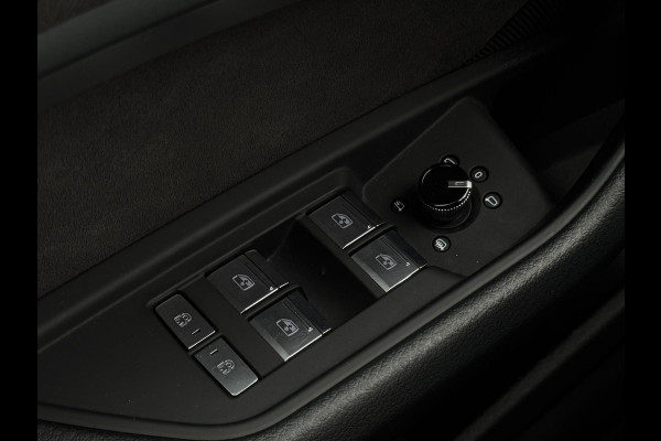 Audi e-tron E-tron 55 quattro 408 pk advanced Pro S Line Plus 95 kWh, SOH 94,6 %, camera , trekhaak,lederen sportinterieur Audi e-tron E-tron 55 quattro 408 pk advanced Pro S Line Plus 95 kWh, SOH 94,6 %, camera , trekhaak,lederen sportinterieur