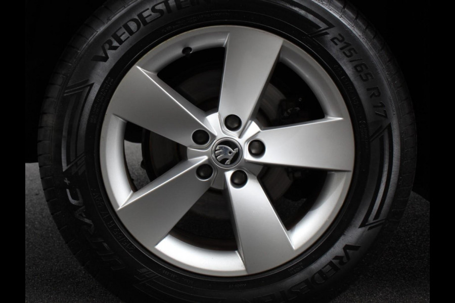 Škoda Kodiaq 1.5 TSI 150pk Automaat Ambition 7 persoons | Navigatie | Climate control | Cruise control | Camera | Lichtmetalen velgen | Parkeer sensoren | Stoelverwarming voor