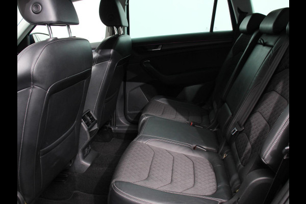 Škoda Kodiaq 1.5 TSI 150pk Automaat Ambition 7 persoons | Navigatie | Climate control | Cruise control | Camera | Lichtmetalen velgen | Parkeer sensoren | Stoelverwarming voor