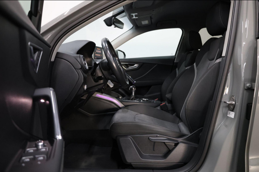 Audi Q2 1.0 TFSI S-LINE LED/SFEER/LMV/PDC/CRUISE/ECC/12 MND GARANTIE! Audi Q2 1.0 TFSI S-LINE LED/SFEER/LMV/PDC/CRUISE/ECC/12 MND GARANTIE!