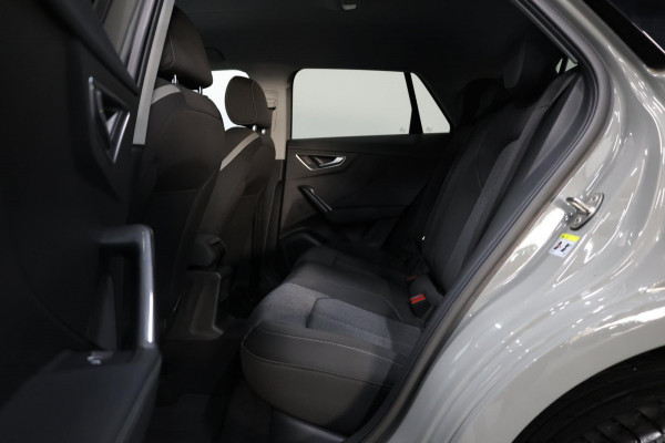 Audi Q2 1.0 TFSI S-LINE LED/SFEER/LMV/PDC/CRUISE/ECC/12 MND GARANTIE! Audi Q2 1.0 TFSI S-LINE LED/SFEER/LMV/PDC/CRUISE/ECC/12 MND GARANTIE!