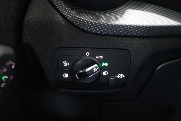 Audi Q2 1.0 TFSI S-LINE LED/SFEER/LMV/PDC/CRUISE/ECC/12 MND GARANTIE! Audi Q2 1.0 TFSI S-LINE LED/SFEER/LMV/PDC/CRUISE/ECC/12 MND GARANTIE!