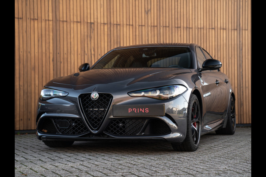 Alfa Romeo Giulia 2.9 V6 Quadrifoglio MY25 | Harman/Kardon | Adapt. cruise | CarPlay Alfa Romeo Giulia 2.9 V6 Quadrifoglio MY25 | Harman/Kardon | Adapt. cruise | CarPlay