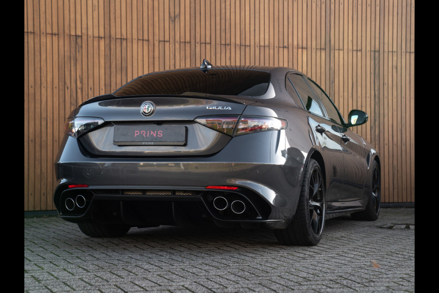 Alfa Romeo Giulia 2.9 V6 Quadrifoglio MY25 | Harman/Kardon | Adapt. cruise | CarPlay Alfa Romeo Giulia 2.9 V6 Quadrifoglio MY25 | Harman/Kardon | Adapt. cruise | CarPlay