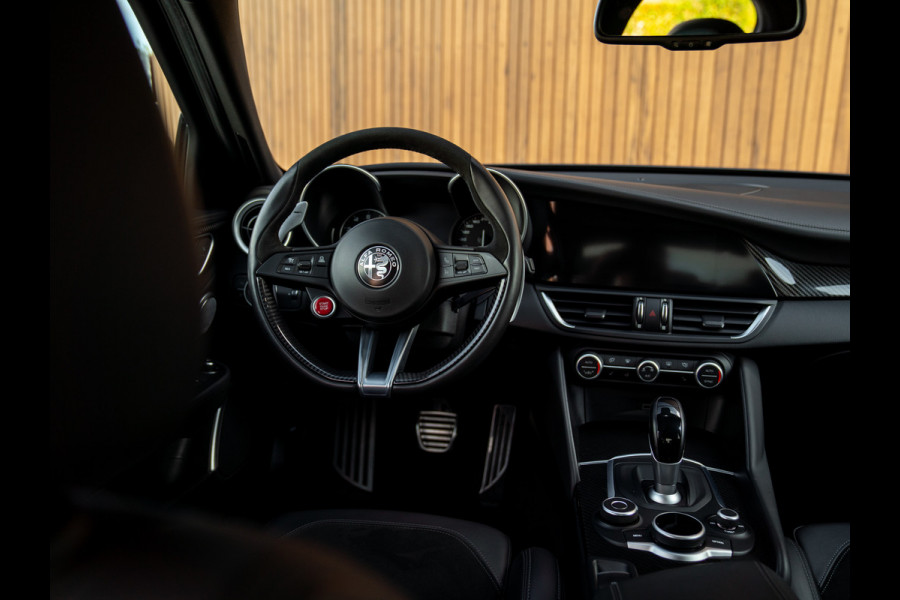 Alfa Romeo Giulia 2.9 V6 Quadrifoglio | Adapt. cruise | Harman/Kardon | CarPlay