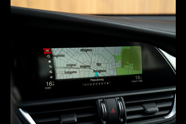 Alfa Romeo Giulia 2.9 V6 Quadrifoglio | Adapt. cruise | Harman/Kardon | CarPlay
