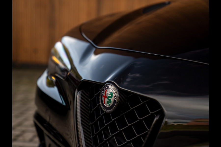 Alfa Romeo Giulia 2.9 V6 Quadrifoglio | Adapt. cruise | Harman/Kardon | CarPlay