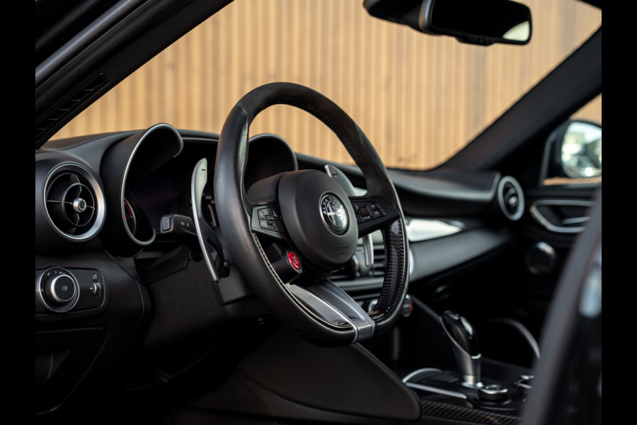 Alfa Romeo Giulia 2.9 V6 Quadrifoglio | Adapt. cruise | Harman/Kardon | CarPlay