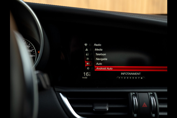 Alfa Romeo Giulia 2.9 V6 Quadrifoglio | Adapt. cruise | Harman/Kardon | CarPlay
