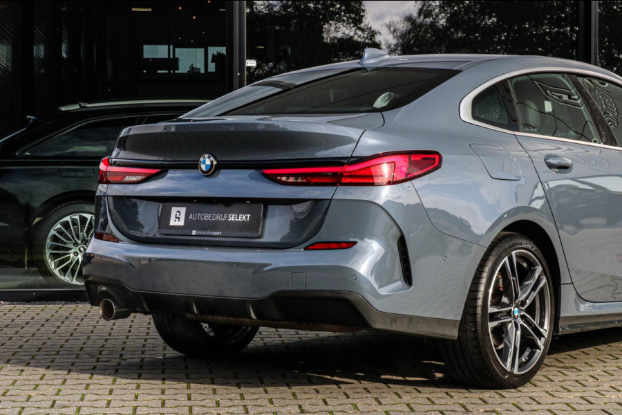 BMW 2 Serie Gran Coupé 218i M-SPORT - HARMAN KARDON - HEAD UP - CAMERA - MEMORY BMW 2 Serie Gran Coupé 218i M-SPORT - HARMAN KARDON - HEAD UP - CAMERA - MEMORY
