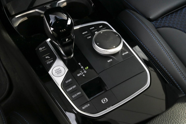 BMW 2 Serie Gran Coupé 218i M-SPORT - HARMAN KARDON - HEAD UP - CAMERA - MEMORY BMW 2 Serie Gran Coupé 218i M-SPORT - HARMAN KARDON - HEAD UP - CAMERA - MEMORY