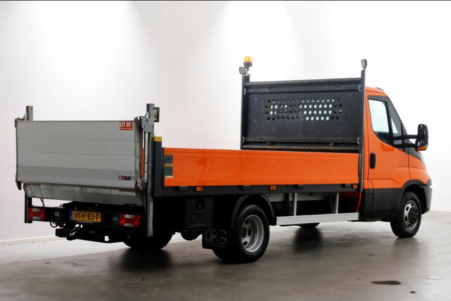 Iveco Daily 35C14 136pk Open Laadbak met laadklep en trekhaak 3500kg 02-2020 Iveco Daily 35C14 136pk Open Laadbak met laadklep en trekhaak 3500kg 02-2020