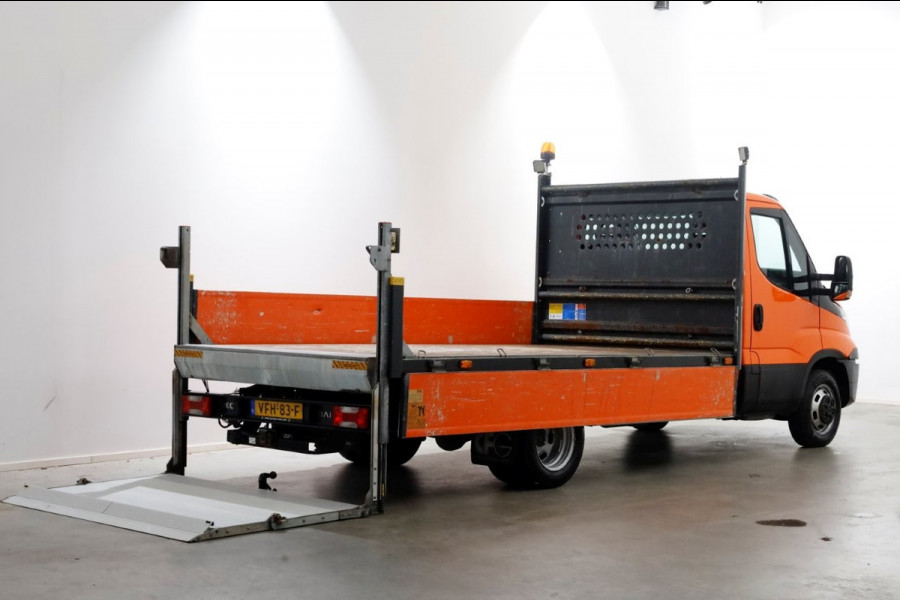 Iveco Daily 35C14 136pk Open Laadbak met laadklep en trekhaak 3500kg 02-2020 Iveco Daily 35C14 136pk Open Laadbak met laadklep en trekhaak 3500kg 02-2020