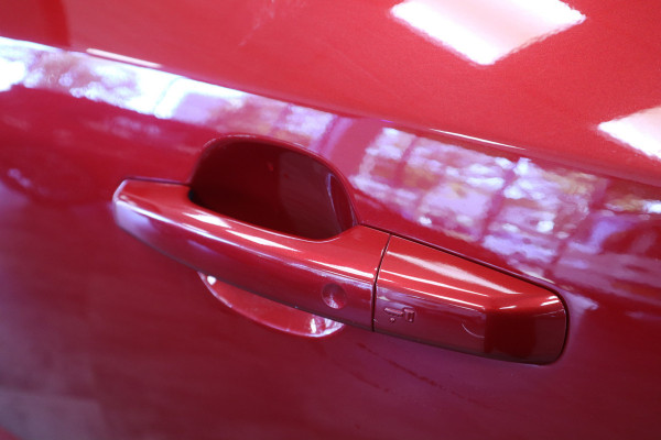 Jaguar E-Pace 1.5 P300e AWD R-Dynamic SE Black Pack ACC Suedecloth hemel