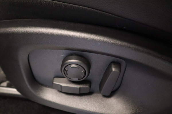 Jaguar E-Pace 1.5 P300e AWD R-Dynamic SE Black Pack ACC Suedecloth hemel