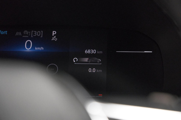 Renault Captur Mild Hybrid 160 EDC Techno | Pack Winter | Camera | Adaptieve Cruise Control | Apple Carplay Renault Captur Mild Hybrid 160 EDC Techno | Pack Winter | Camera | Adaptieve Cruise Control | Apple Carplay