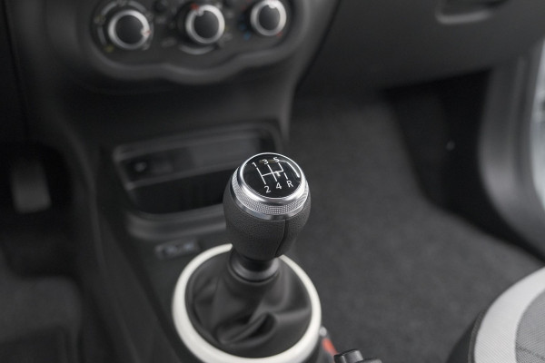 Renault Twingo 1.0 SCe Collection | Cruise Control |  Airco | Bluetooth Radio