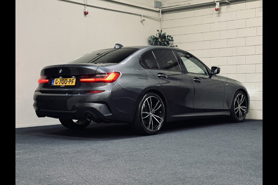 BMW 3-serie 320i High Ex. M-Sport ShadowLine | 19" | Leder | Trekhaak