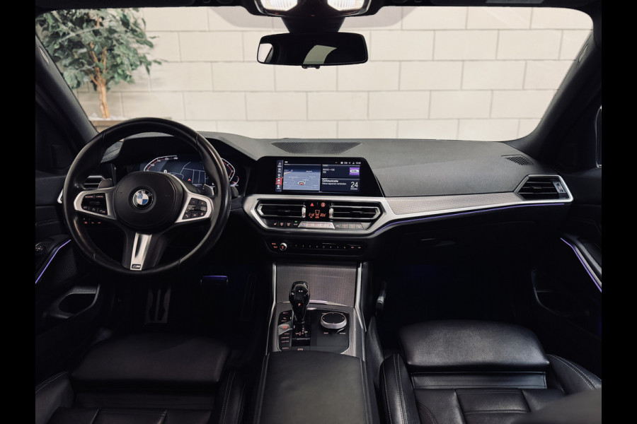 BMW 3-serie 320i High Ex. M-Sport ShadowLine | 19" | Leder | Trekhaak