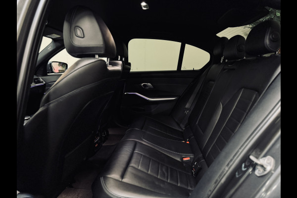 BMW 3-serie 320i High Ex. M-Sport ShadowLine | 19" | Leder | Trekhaak