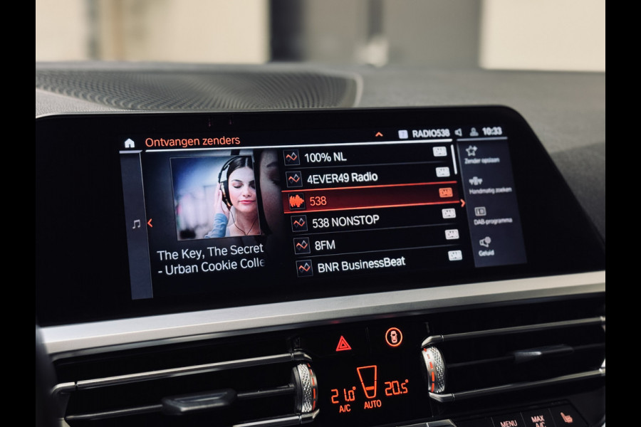 BMW 3-serie 320i High Ex. M-Sport ShadowLine | 19" | Leder | Trekhaak