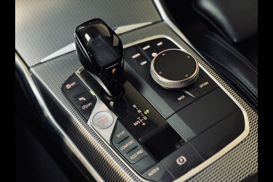 BMW 3-serie 320i High Ex. M-Sport ShadowLine | 19" | Leder | Trekhaak