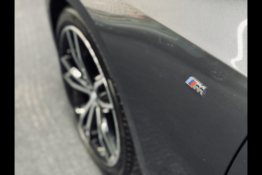 BMW 3-serie 320i High Ex. M-Sport ShadowLine | 19" | Leder | Trekhaak