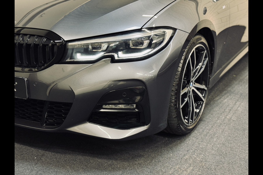 BMW 3-serie 320i High Ex. M-Sport ShadowLine | 19" | Leder | Trekhaak
