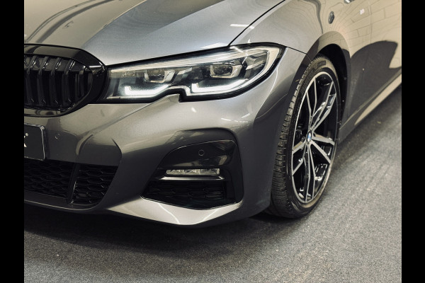 BMW 3-serie 320i High Ex. M-Sport ShadowLine | 19" | Leder | Trekhaak