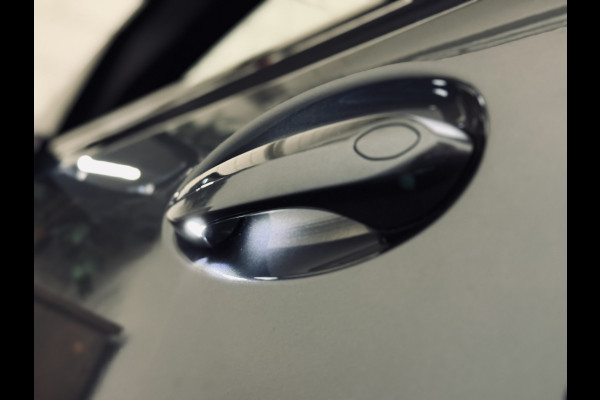 BMW 3-serie 320i High Ex. M-Sport ShadowLine | 19" | Leder | Trekhaak