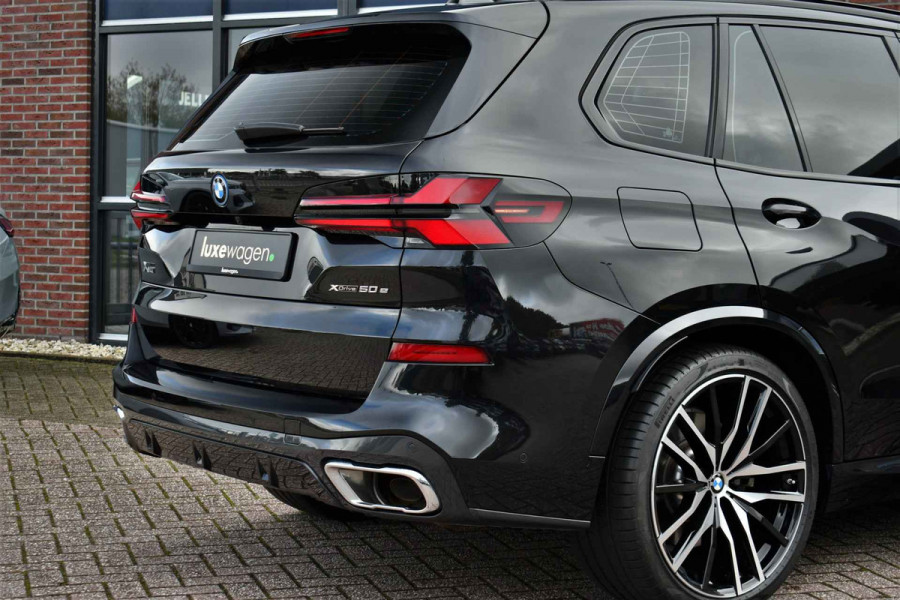 BMW X5 xDrive50e M-Sport Skylounge Comf-stoel ACC 360 HUD H/K 22inch BTW-auto BMW X5 xDrive50e M-Sport Skylounge Comf-stoel ACC 360 HUD H/K 22inch BTW-auto