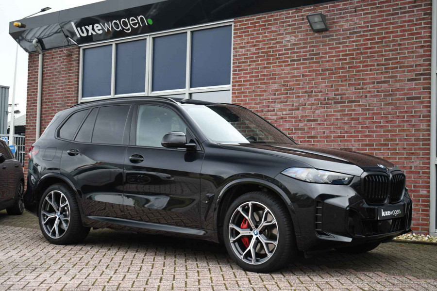 BMW X5 xDrive50e M-Sport Skylounge Comf-stoel ACC 360 HUD H/K 21inch BTW-auto BMW X5 xDrive50e M-Sport Skylounge Comf-stoel ACC 360 HUD H/K 21inch BTW-auto