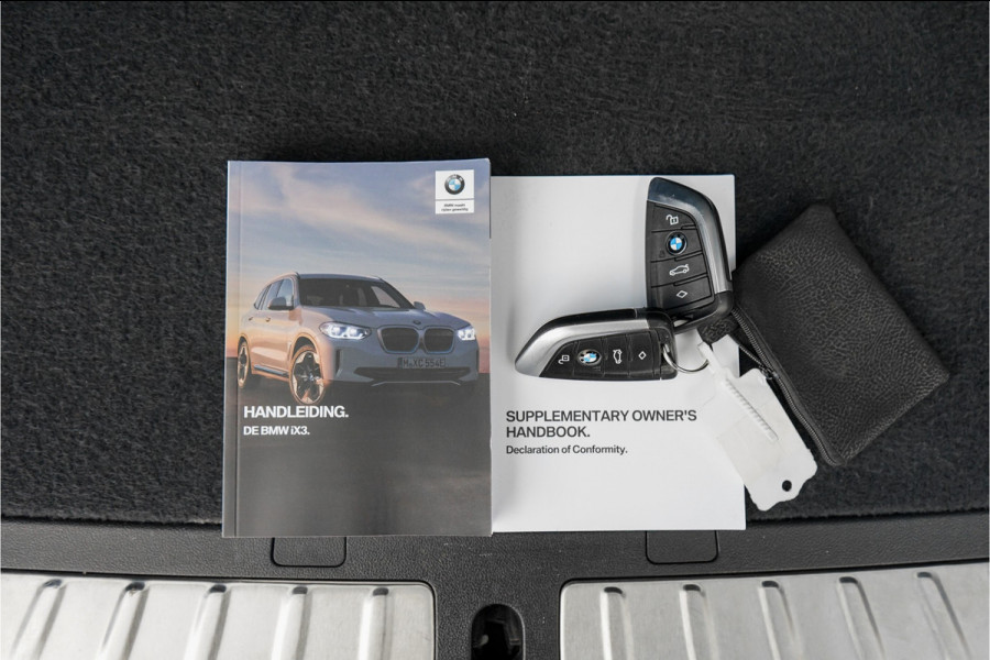 BMW iX3 High Executive 80 kWh Pano ACC HUD H&K Elek Trekhaak 1e Eig BMW iX3 High Executive 80 kWh Pano ACC HUD H&K Elek Trekhaak 1e Eig