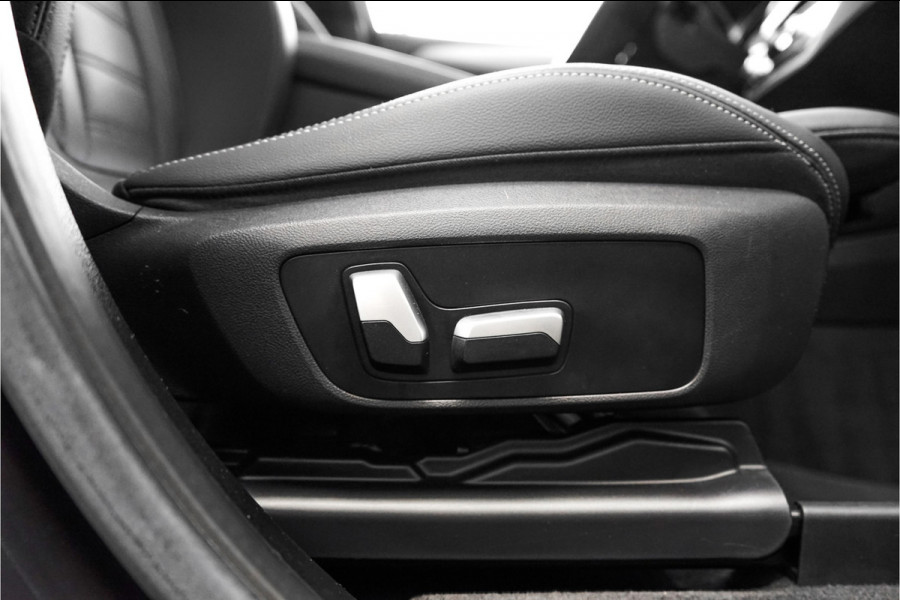BMW iX3 High Executive 80 kWh Pano ACC HUD H&K Elek Trekhaak 1e Eig BMW iX3 High Executive 80 kWh Pano ACC HUD H&K Elek Trekhaak 1e Eig