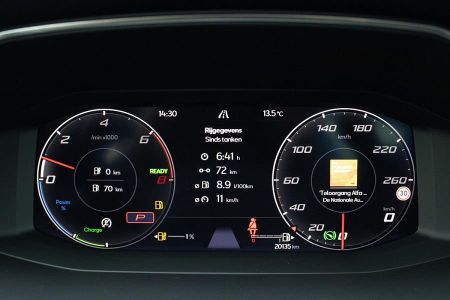 Seat Leon 1.4 TSI eHybrid PHEV FR Bus.Int. PANO CAMERA ACC CARPLAY Seat Leon 1.4 TSI eHybrid PHEV FR Bus.Int. PANO CAMERA ACC CARPLAY